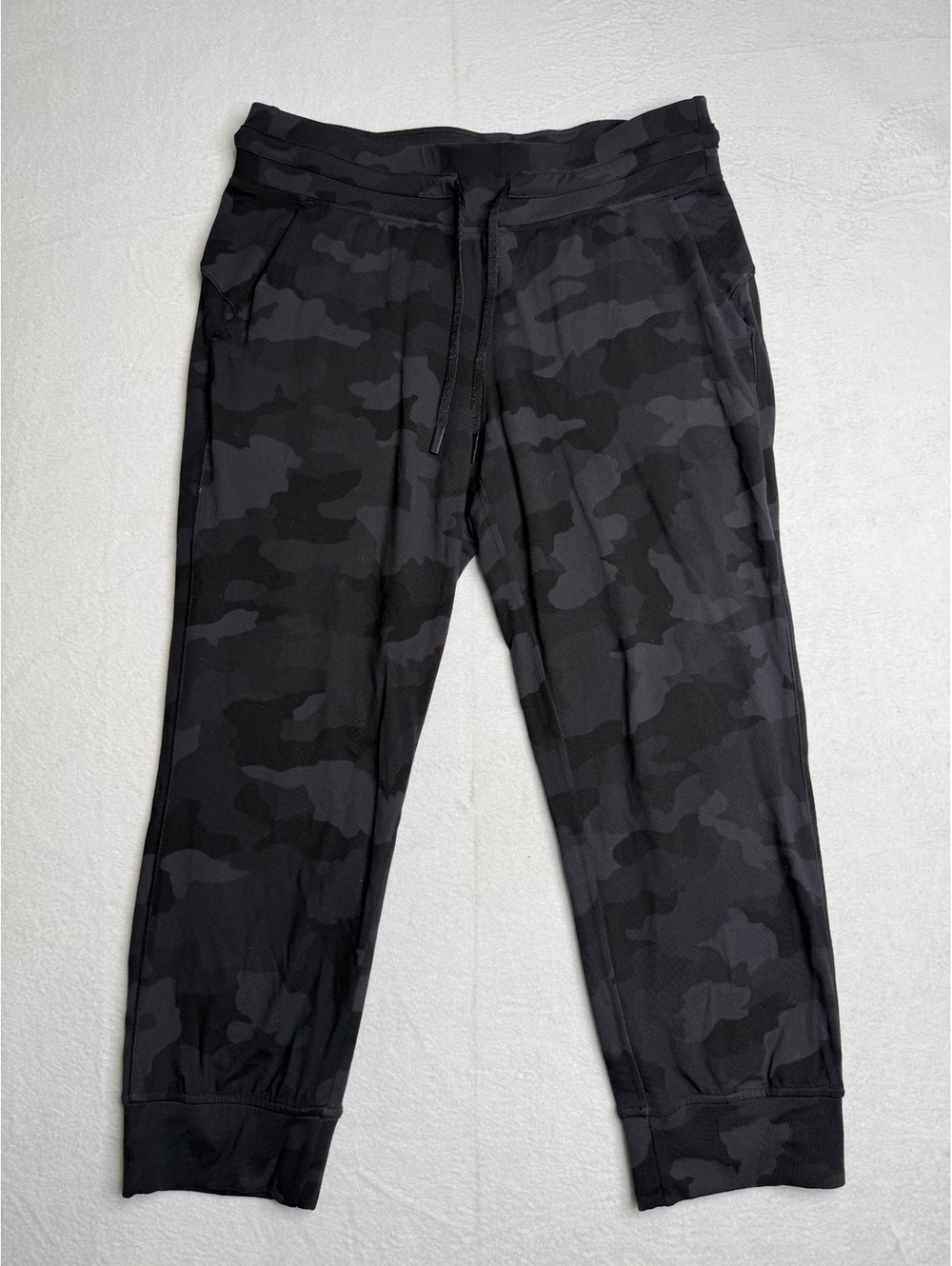 lululemon Dance Studio Jogger Size 10 Heritage 365 Camo Deep Coal